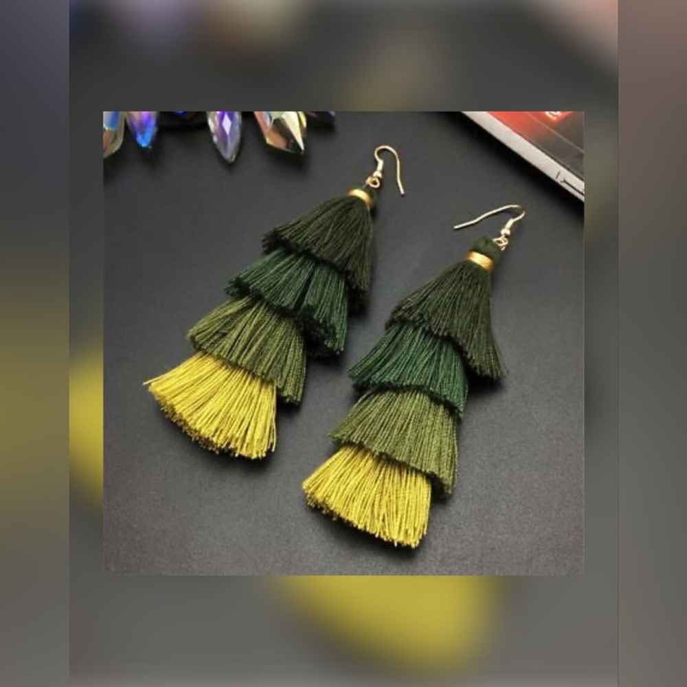 BOHEMIAN FRINGE LAYERED MULTI-COLORED THREADED TASSEL DROP EARRINGS